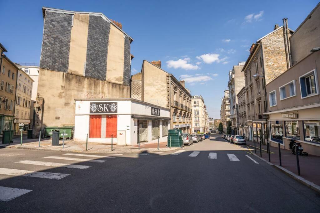 La Veilleuse - Appartement Au Coeur Du Centre Ville Limoges Exteriér fotografie